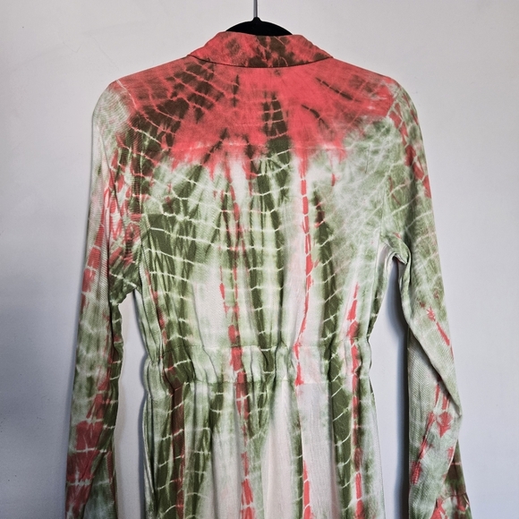Elegant Tie-Dye Button-Up Midi Dress - Picture 9 of 14